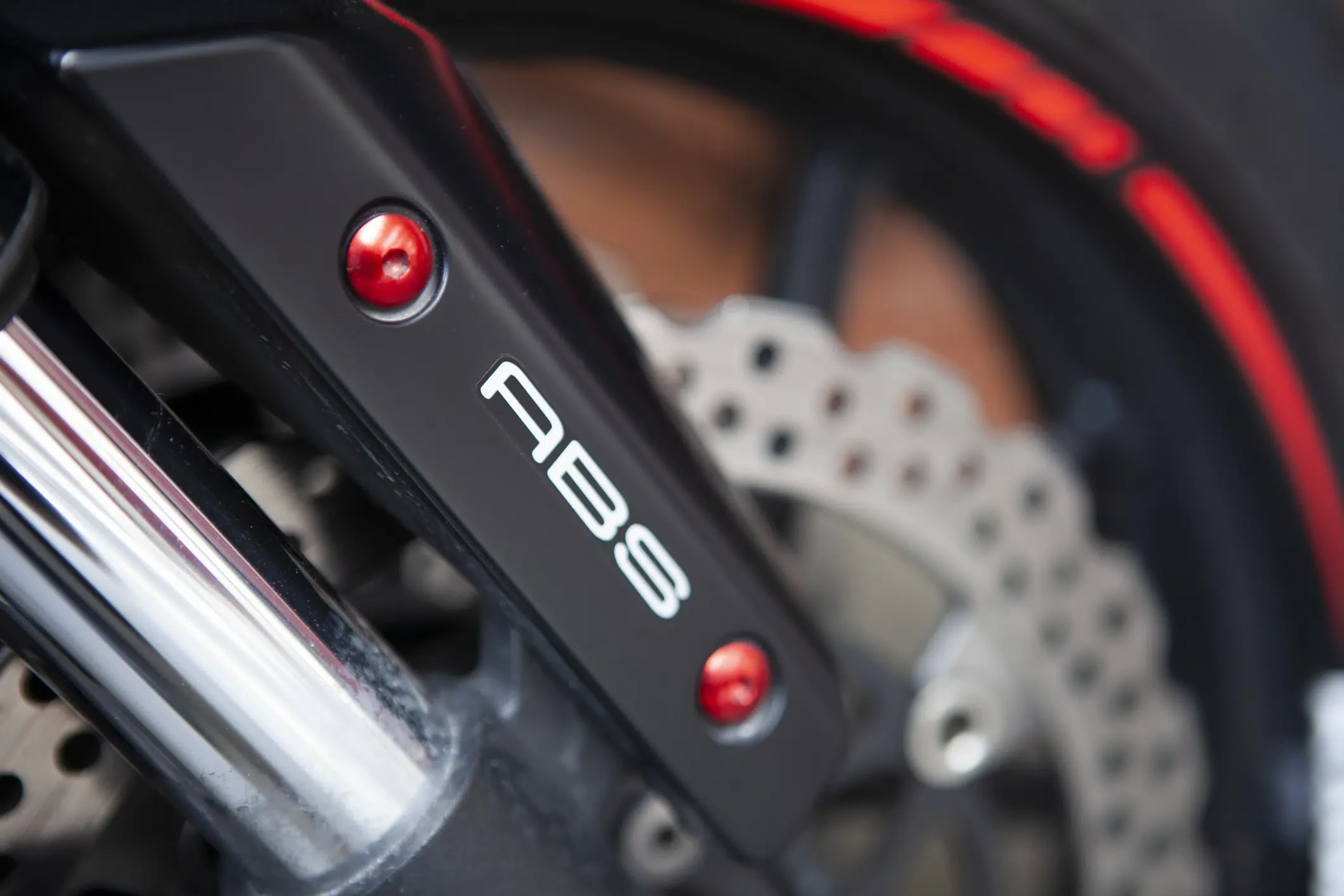 ABS en motos: qué es