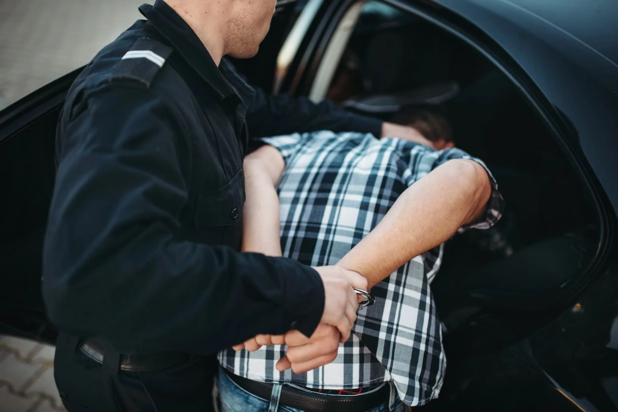 ¿Cuánto se tarda en preparar las oposiciones a la Policía Nacional?