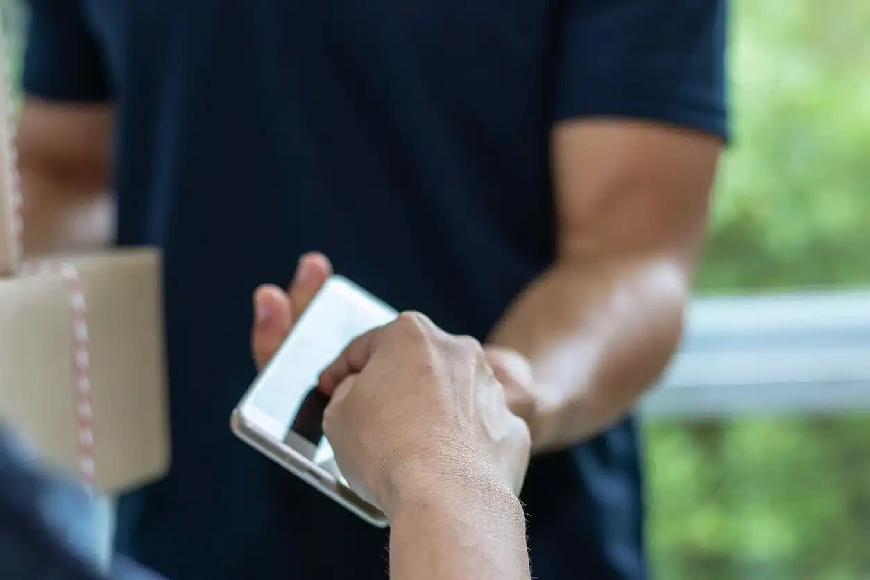 ¿Cuánto se tarda en preparar las oposiciones de Correos?