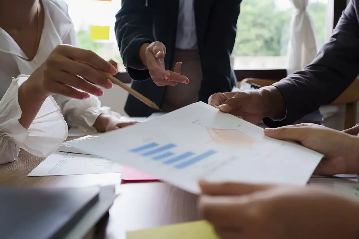 ¿Qué hace un asistente de investigación? Sus funciones