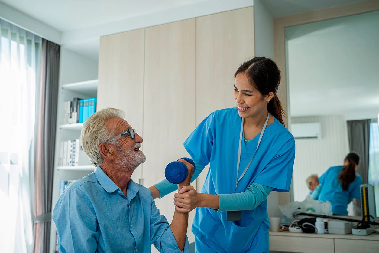 ¿Se puede estudiar enfermería a distancia? Opciones para cursar la FP a distancia