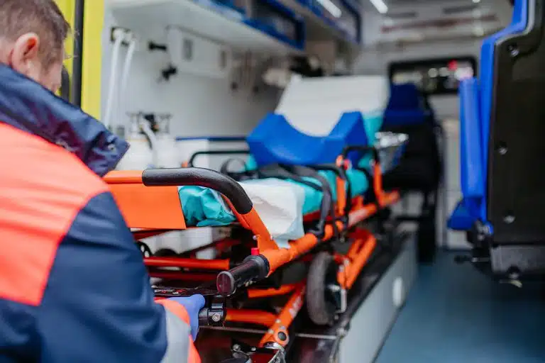 Conductor de ambulancia: qué requisitos son necesarios